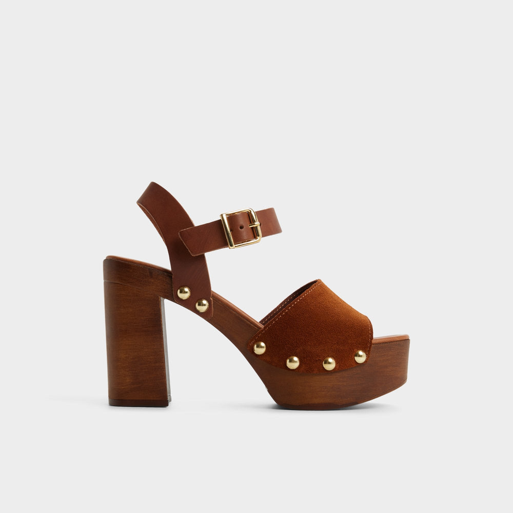 Aldo Niloria in Tan - Tan