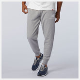 Athletic Grey Essentials Stacked Logo Sweatpant / New Balance Men