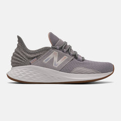 Whisper Grey/Oyster Pink Fresh Foam Roav Tee Shirt / New Balance Women