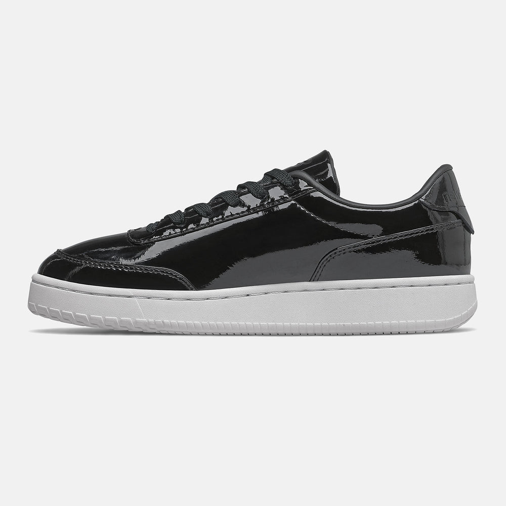 Black/White CTAlley / New Balance Women