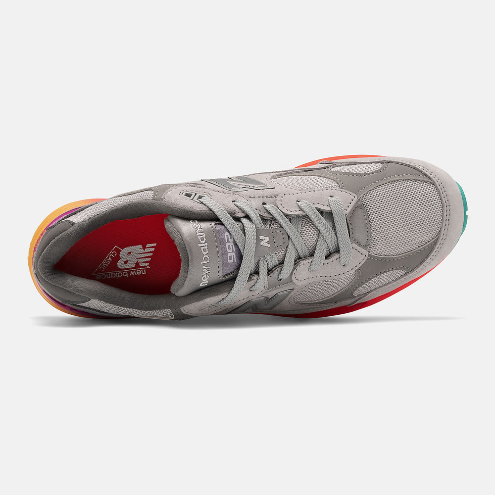 Grey/Silver Made US 992 / New Balance Men