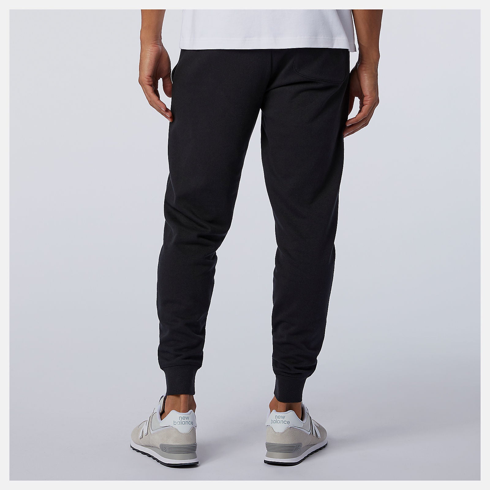Black Essentials Stacked Logo Sweatpant / New Balance Men