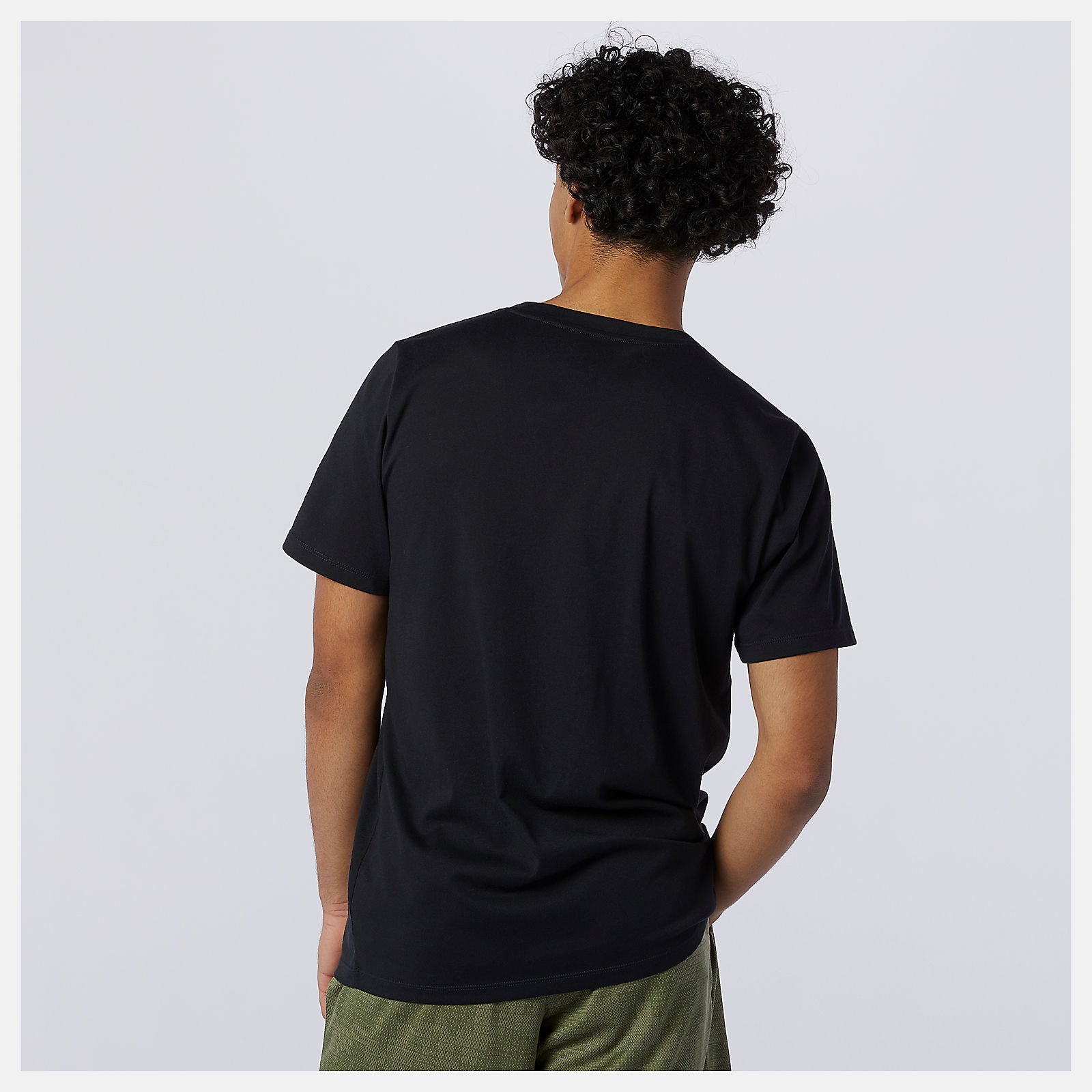 Black Heathertech Tee / New Balance Men