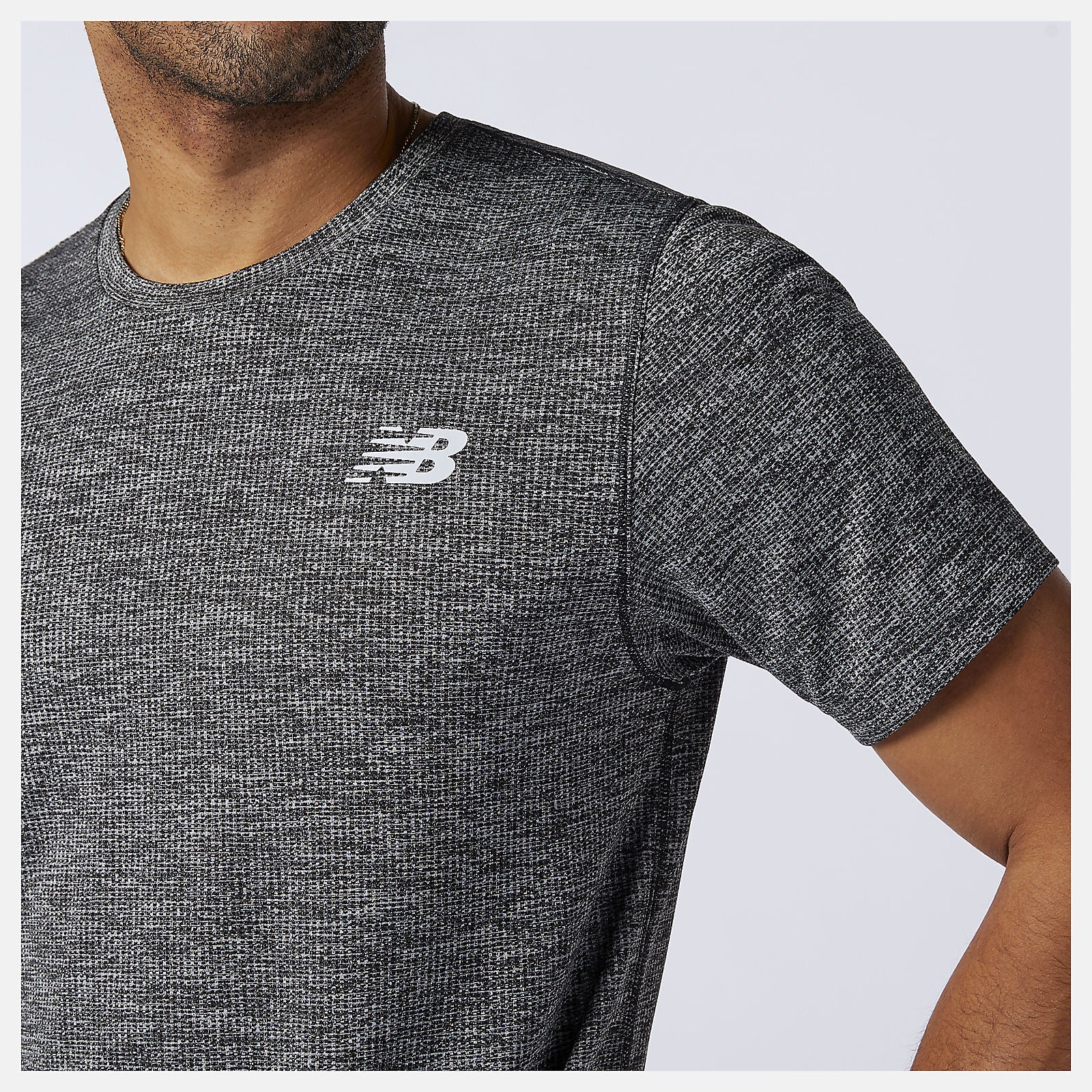 Black Heather Tenacity Tee / New Balance Men