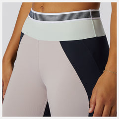 Logwood Achiever Remix High Rise 7/8 Tight / New Balance Women