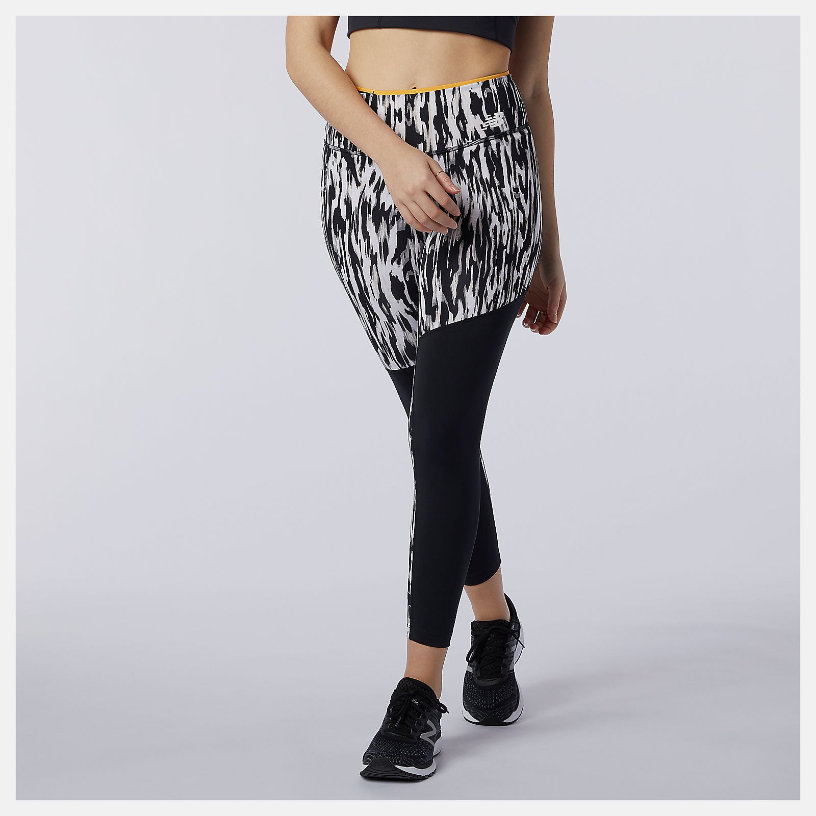 Black Multi Printed Fast Flight Tight / New Balance Women