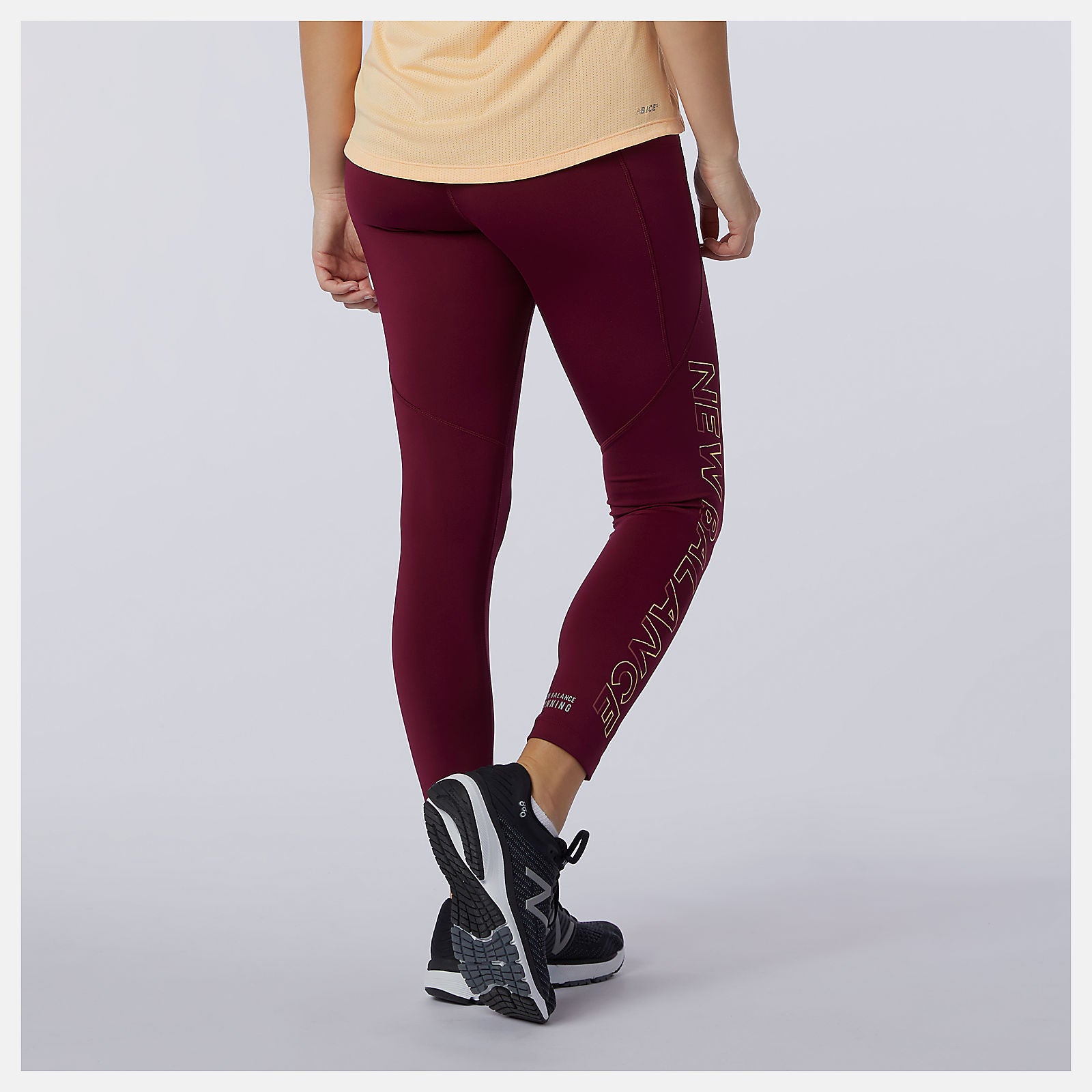 Garnet Printed Impact Run Crop / New Balance Women