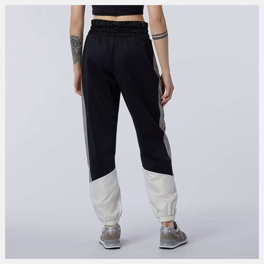 Black NB Athletics Higher Learning Stripe Track Pant / New Balance Women