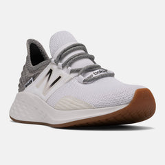 NB White/Black Fresh Foam Roav Tee Shirt / New Balance Women