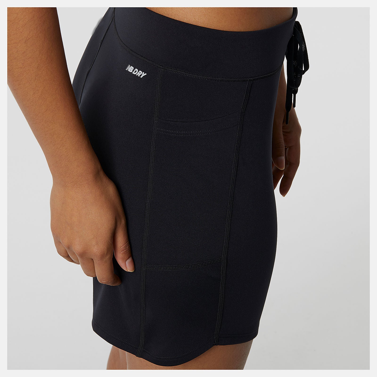 Black Impact Run Short 7 Inch / New Balance Women