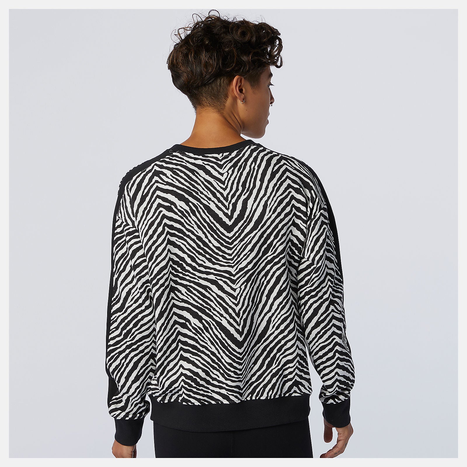White Multi NB Athletics AOP Animal Print Crew / New Balance Women